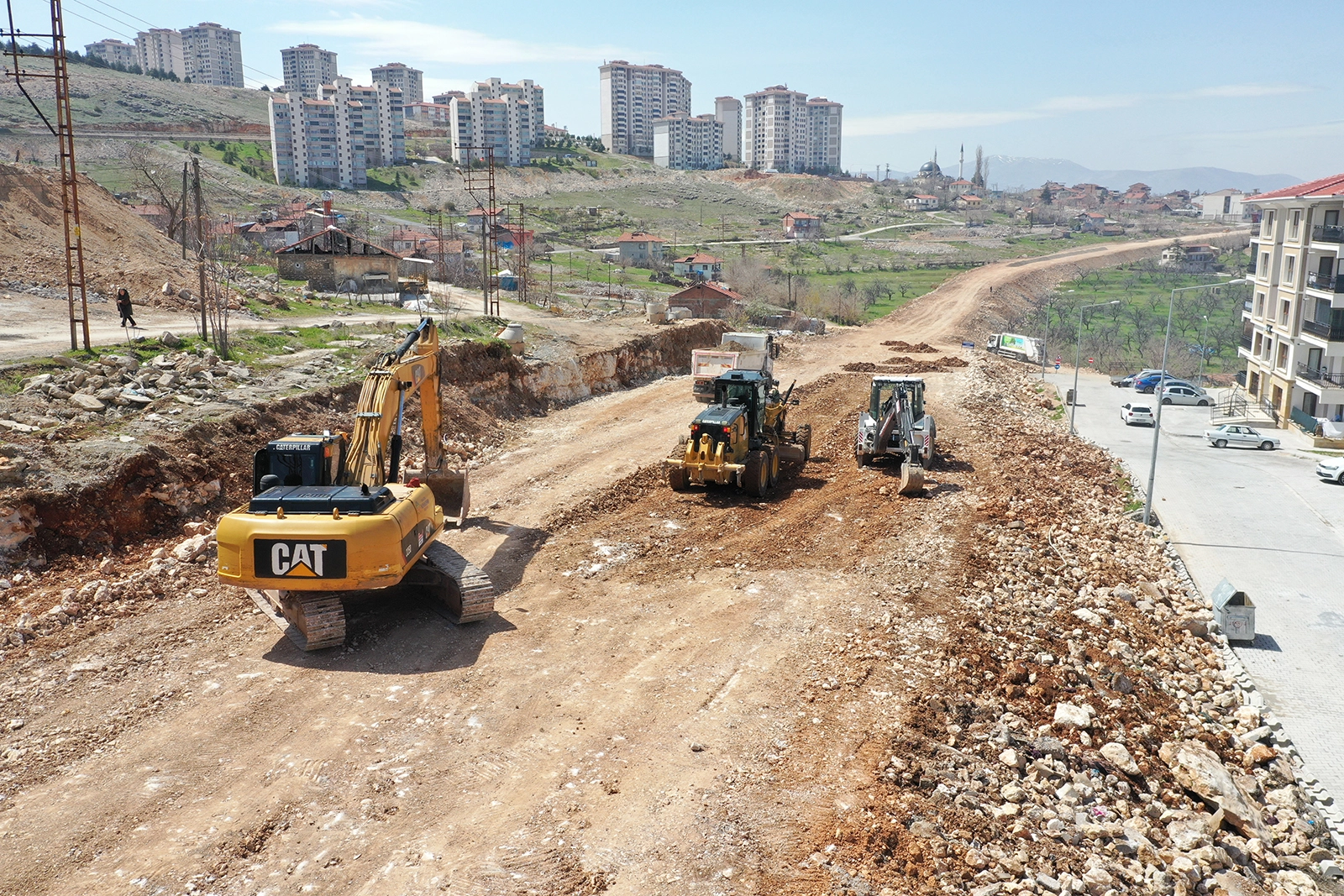 Malatya’da Beydağı ve Yamaç Mahalleleri modern yolla buluşuyor